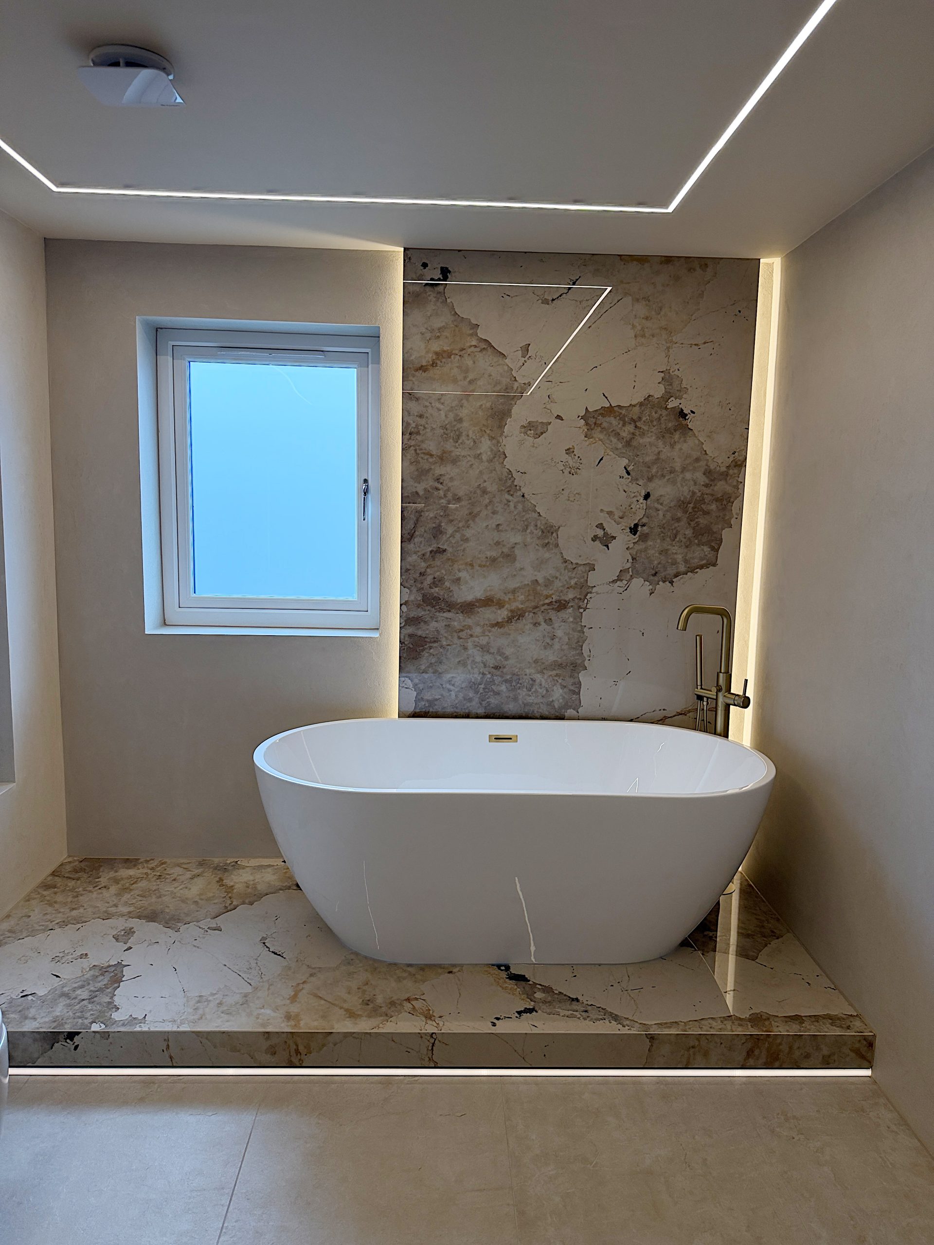 Freestanding tub, marble bathroom