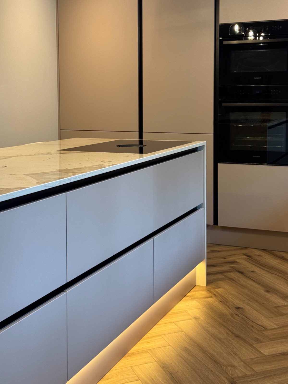 Handleless Cabinetry and Storage